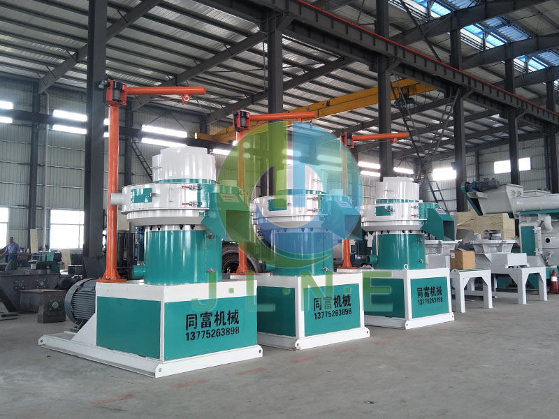 Vertical Biomass pellet mill